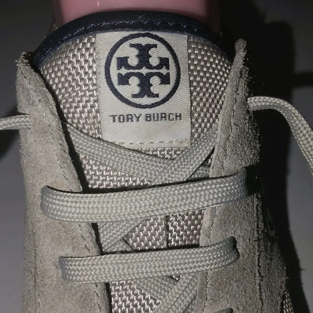 Tory Burch ︎brand tory